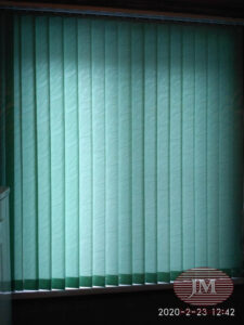 Вертикальные тканевые жалюзи на кухню из ткани РИО св.зеленый - г.Москва, ул.Окская