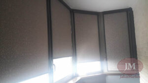 Рулонные шторы в системе UNI2, фурнитура тёмно-серая, ткань Самира коричневый - ул.Серпуховской Вал