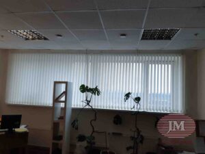 Вертикальные жалюзи из ткани Сфера св.бежевый для офисного помещения - Москва, ул. Карамышевская набережная