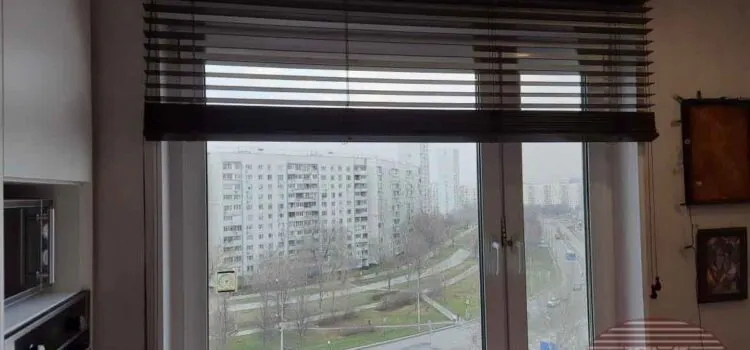 Горизонтальные деревянные жалюзи 50мм на проём, цвет «Орех» – г.Москва, ул.Таллинская Горизонтальные деревянные жалюзи 50мм на проём, цвет «Орех» - г.Москва, ул.Таллинская